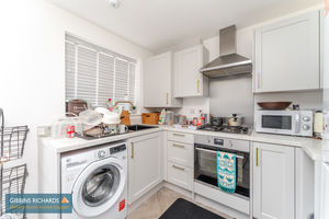 Kitchen- click for photo gallery